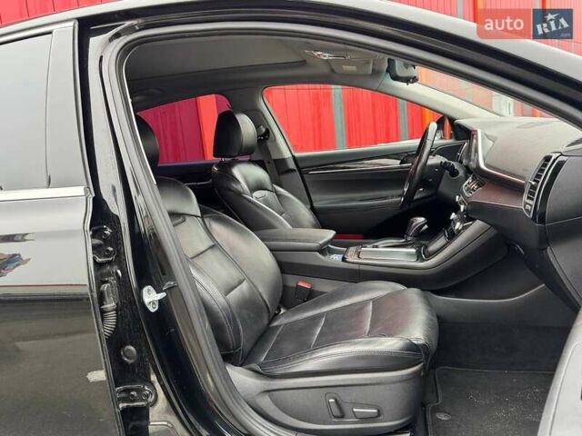 Чорний Хендай Грандер, об'ємом двигуна 3 л та пробігом 233 тис. км за 16990 $, фото 9 на Automoto.ua