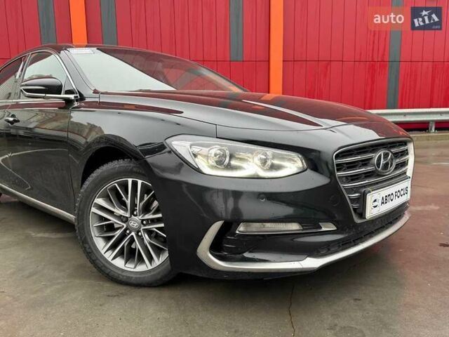 Чорний Хендай Грандер, об'ємом двигуна 3 л та пробігом 233 тис. км за 16990 $, фото 1 на Automoto.ua