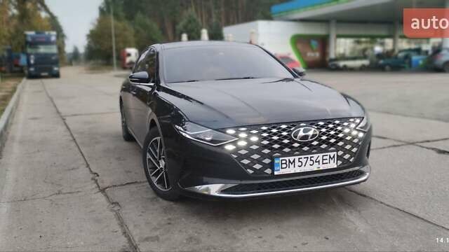 Черный Хендай Грандер, объемом двигателя 3 л и пробегом 177 тыс. км за 24950 $, фото 1 на Automoto.ua