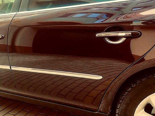 Коричневый Хендай Грандер, объемом двигателя 3.3 л и пробегом 305 тыс. км за 5300 $, фото 2 на Automoto.ua