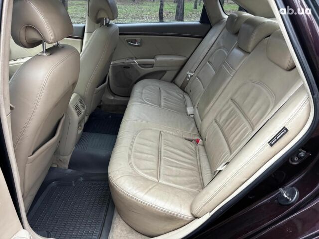 Червоний Хендай Грандер, об'ємом двигуна 3.3 л та пробігом 246 тис. км за 7490 $, фото 13 на Automoto.ua