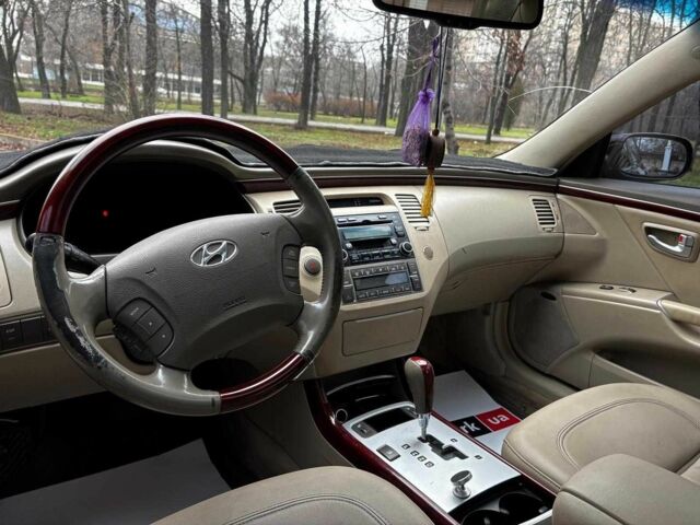 Красный Хендай Грандер, объемом двигателя 3.3 л и пробегом 246 тыс. км за 5990 $, фото 16 на Automoto.ua