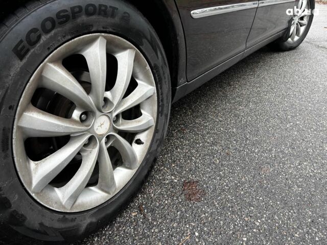 Червоний Хендай Грандер, об'ємом двигуна 3.3 л та пробігом 246 тис. км за 7490 $, фото 9 на Automoto.ua