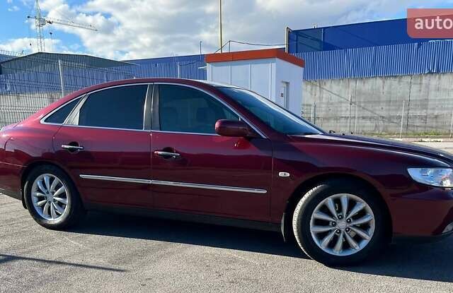 Красный Хендай Грандер, объемом двигателя 3.34 л и пробегом 304 тыс. км за 6700 $, фото 1 на Automoto.ua