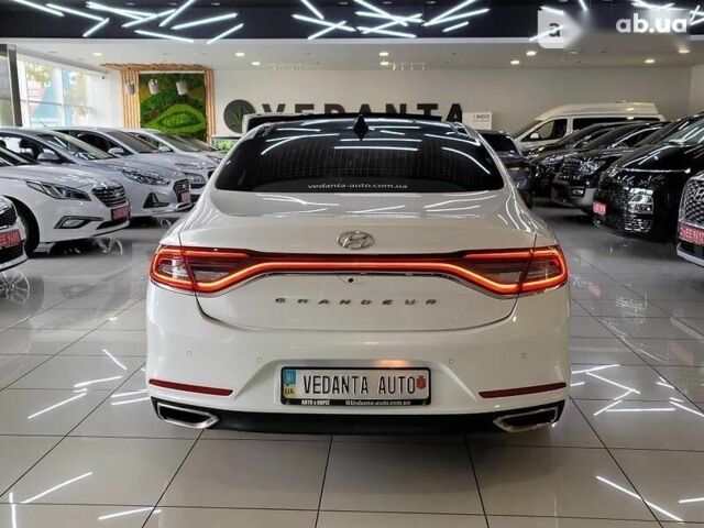 Хендай Грандер 2017 у Києві на Automoto.ua Хендай Грандер, об'ємом двигуна 3 л та пробігом 189 тис. км за 18900 $, фото 4 на Automoto.ua