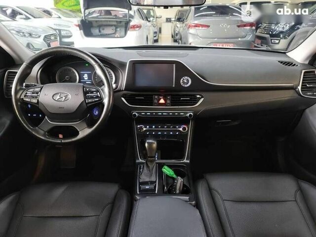 Хендай Грандер 2017 у Києві на Automoto.ua Хендай Грандер, об'ємом двигуна 3 л та пробігом 189 тис. км за 18900 $, фото 18 на Automoto.ua