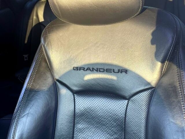 Хендай Грандер, объемом двигателя 3 л и пробегом 149 тыс. км за 12000 $, фото 3 на Automoto.ua