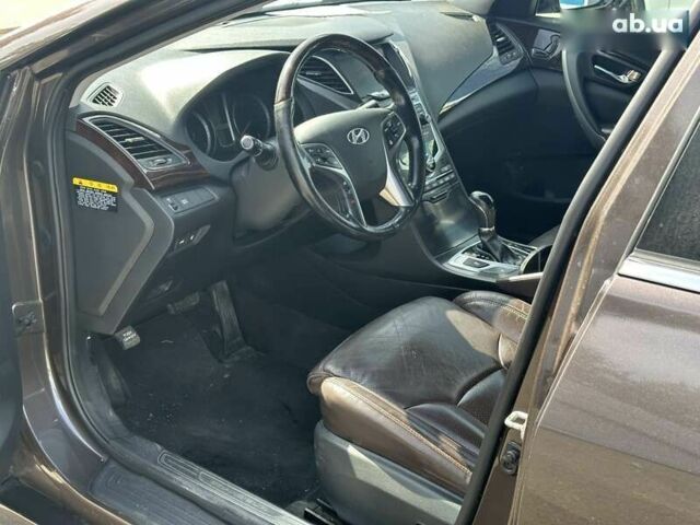 Хендай Грандер, объемом двигателя 3 л и пробегом 265 тыс. км за 14490 $, фото 12 на Automoto.ua