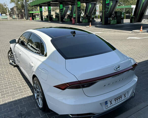 Хендай Грандер, объемом двигателя 2.5 л и пробегом 14 тыс. км за 29500 $, фото 12 на Automoto.ua