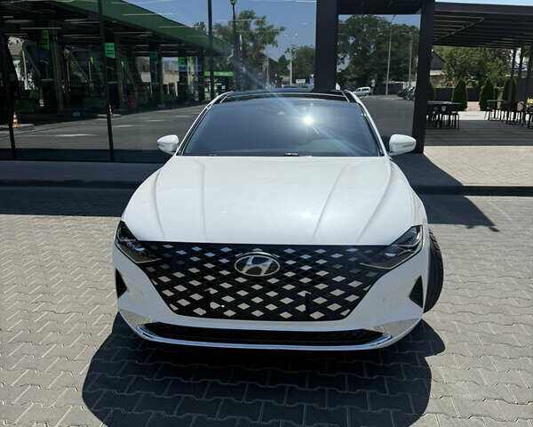 Хендай Грандер, объемом двигателя 2.5 л и пробегом 14 тыс. км за 29500 $, фото 4 на Automoto.ua