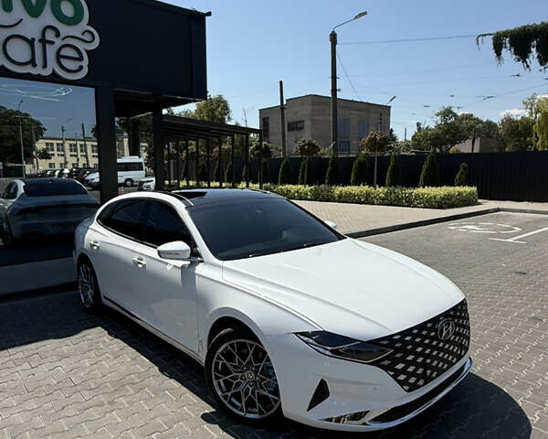 Хендай Грандер, объемом двигателя 2.5 л и пробегом 14 тыс. км за 29500 $, фото 9 на Automoto.ua