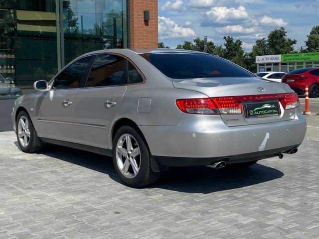 Серый Хендай Грандер, объемом двигателя 3.3 л и пробегом 237 тыс. км за 5290 $, фото 7 на Automoto.ua