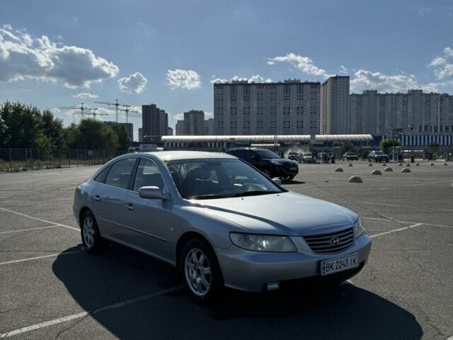 Серый Хендай Грандер, объемом двигателя 3.3 л и пробегом 250 тыс. км за 4999 $, фото 9 на Automoto.ua