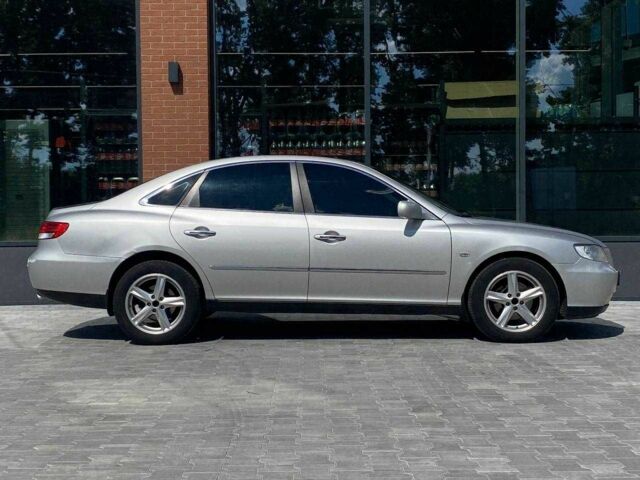 Серый Хендай Грандер, объемом двигателя 3.3 л и пробегом 237 тыс. км за 5290 $, фото 8 на Automoto.ua