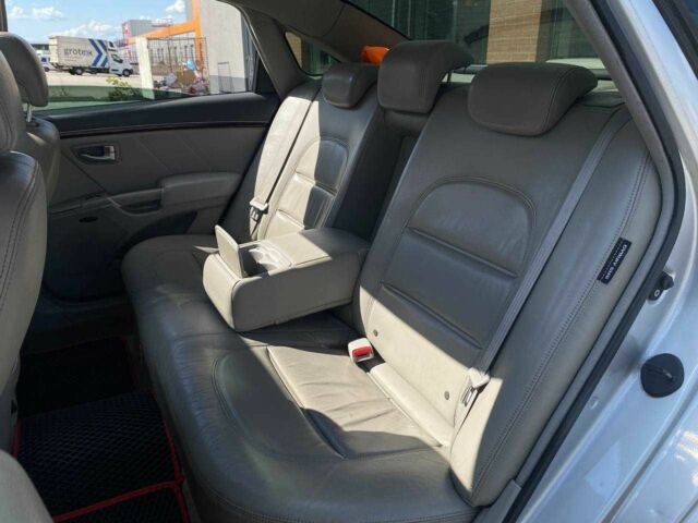 Серый Хендай Грандер, объемом двигателя 3.3 л и пробегом 237 тыс. км за 5290 $, фото 19 на Automoto.ua