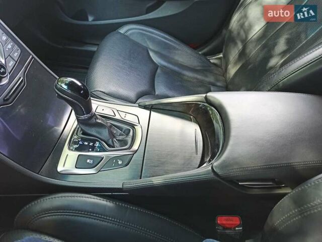 Серый Хендай Грандер, объемом двигателя 3 л и пробегом 255 тыс. км за 10900 $, фото 17 на Automoto.ua