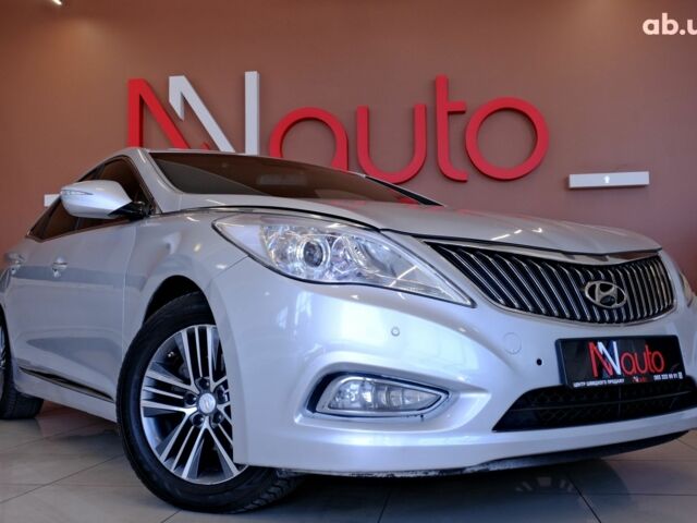 Сірий Хендай Грандер, об'ємом двигуна 3 л та пробігом 255 тис. км за 8400 $, фото 3 на Automoto.ua