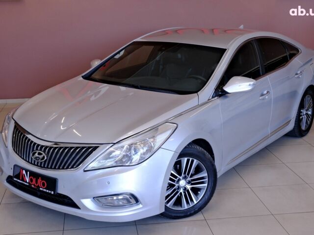 Сірий Хендай Грандер, об'ємом двигуна 3 л та пробігом 255 тис. км за 8400 $, фото 1 на Automoto.ua