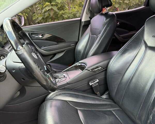 Сірий Хендай Грандер, об'ємом двигуна 3 л та пробігом 263 тис. км за 10500 $, фото 15 на Automoto.ua