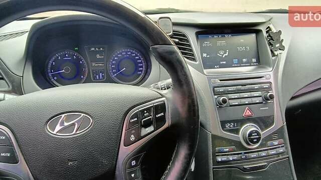 Серый Хендай Грандер, объемом двигателя 3 л и пробегом 247 тыс. км за 10700 $, фото 22 на Automoto.ua