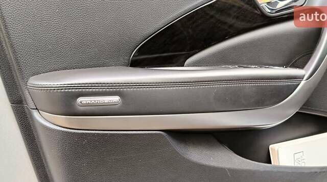 Серый Хендай Грандер, объемом двигателя 3 л и пробегом 247 тыс. км за 10700 $, фото 18 на Automoto.ua