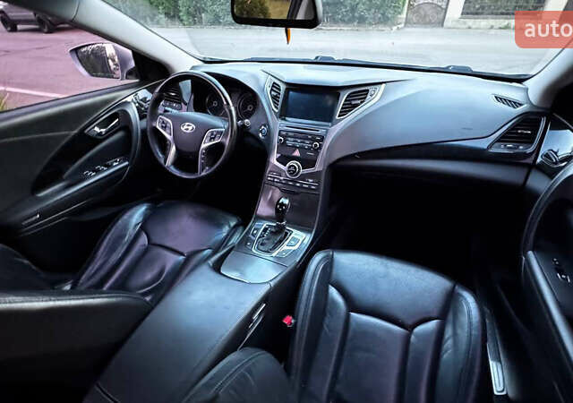 Серый Хендай Грандер, объемом двигателя 3 л и пробегом 295 тыс. км за 11000 $, фото 26 на Automoto.ua