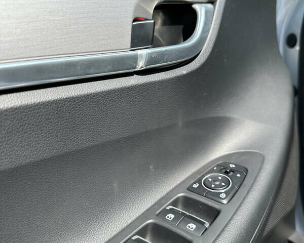 Серый Хендай Грандер, объемом двигателя 3 л и пробегом 20 тыс. км за 27500 $, фото 11 на Automoto.ua