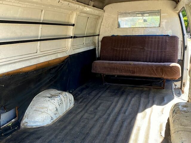 Хендай Н 100 груз., объемом двигателя 2.5 л и пробегом 370 тыс. км за 1800 $, фото 1 на Automoto.ua