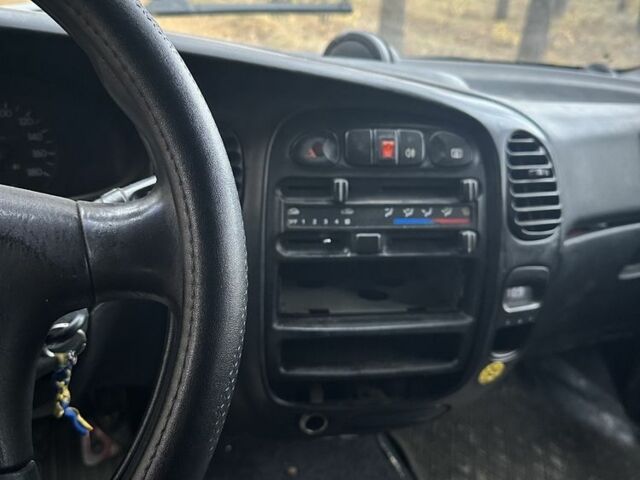 Білий Хендай Н 200, об'ємом двигуна 2.5 л та пробігом 270 тис. км за 1750 $, фото 6 на Automoto.ua