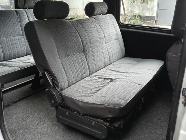 Белый Хендай Н 200, объемом двигателя 2 л и пробегом 235 тыс. км за 4100 $, фото 14 на Automoto.ua