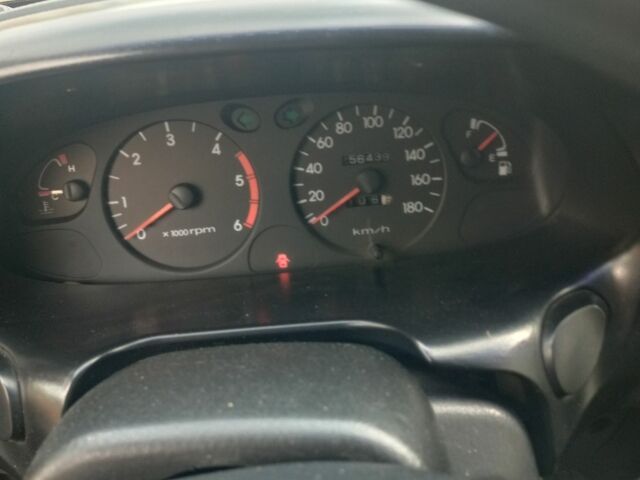 Красный Хендай Н 200, объемом двигателя 2.5 л и пробегом 262 тыс. км за 4500 $, фото 3 на Automoto.ua