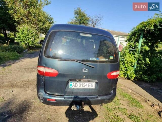 Хендай Н 200, объемом двигателя 2.5 л и пробегом 200 тыс. км за 2900 $, фото 5 на Automoto.ua