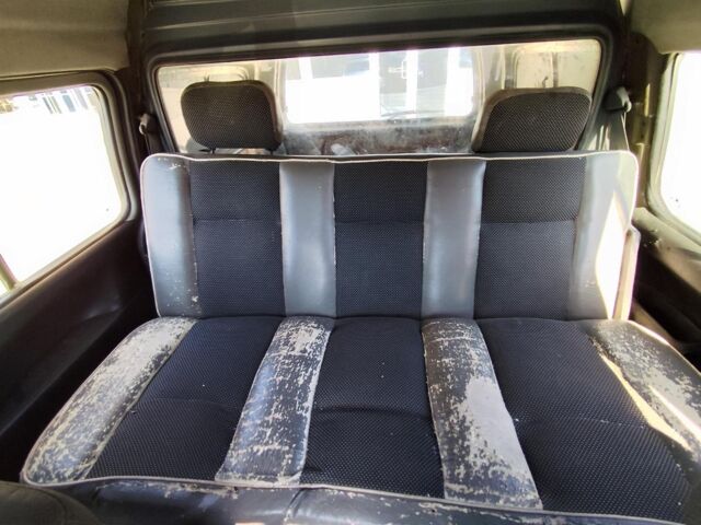 Коричневый Хендай Н 200 пасс., объемом двигателя 2.5 л и пробегом 275 тыс. км за 3690 $, фото 23 на Automoto.ua