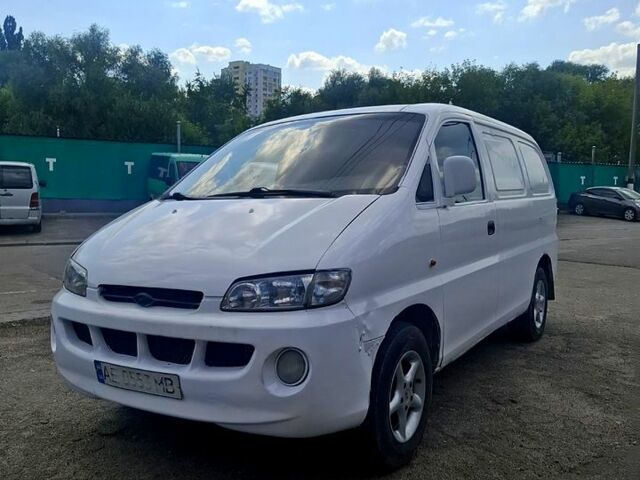Хендай Н 200 пасс., объемом двигателя 2.5 л и пробегом 0 тыс. км за 2300 $, фото 1 на Automoto.ua