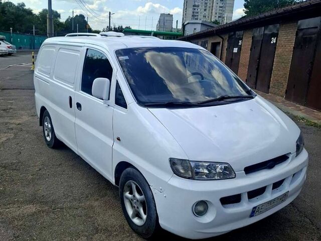 Хендай Н 200 пасс., объемом двигателя 2.5 л и пробегом 0 тыс. км за 2300 $, фото 6 на Automoto.ua