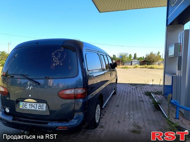 Хендай Н 200 пасс., объемом двигателя 2.5 л и пробегом 110 тыс. км за 2900 $, фото 4 на Automoto.ua