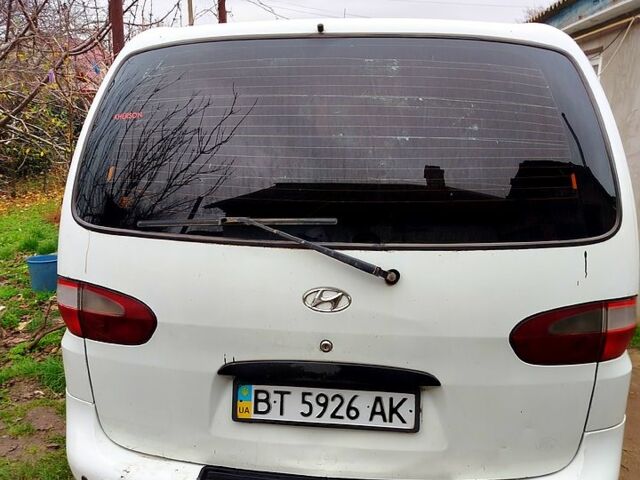 Хендай Н 200 пасс., объемом двигателя 2.5 л и пробегом 350 тыс. км за 3800 $, фото 3 на Automoto.ua