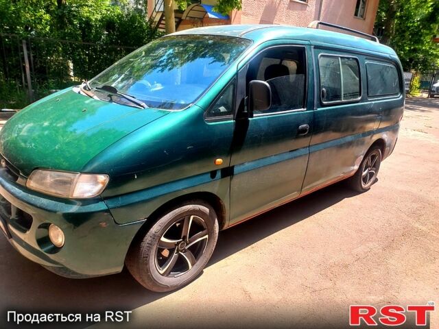 Хендай Н 200 пас., об'ємом двигуна 2.5 л та пробігом 200 тис. км за 2700 $, фото 1 на Automoto.ua