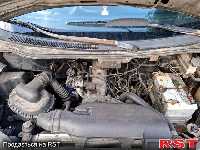 Хендай Н 200 пас., об'ємом двигуна 2.5 л та пробігом 0 тис. км за 2850 $, фото 5 на Automoto.ua