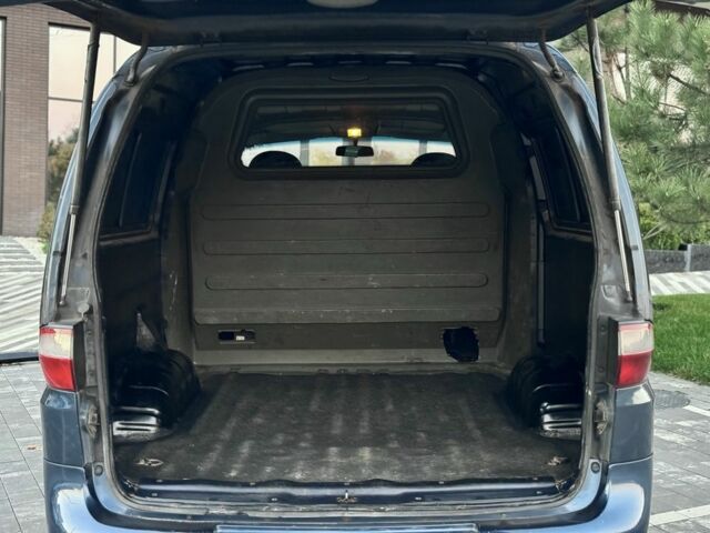 Синій Хендай Н 200, об'ємом двигуна 2.5 л та пробігом 305 тис. км за 3999 $, фото 21 на Automoto.ua