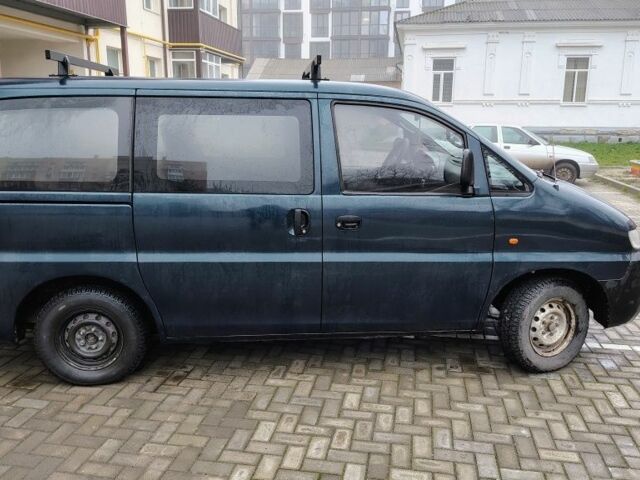 Синий Хендай Н 200, объемом двигателя 0 л и пробегом 3 тыс. км за 1700 $, фото 7 на Automoto.ua