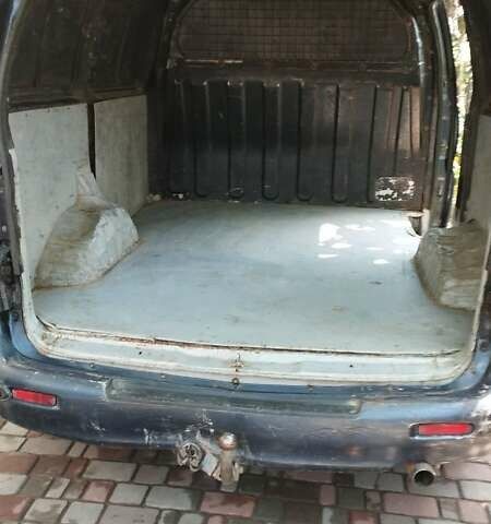 Синій Хендай Н 200, об'ємом двигуна 2.5 л та пробігом 450 тис. км за 2500 $, фото 13 на Automoto.ua