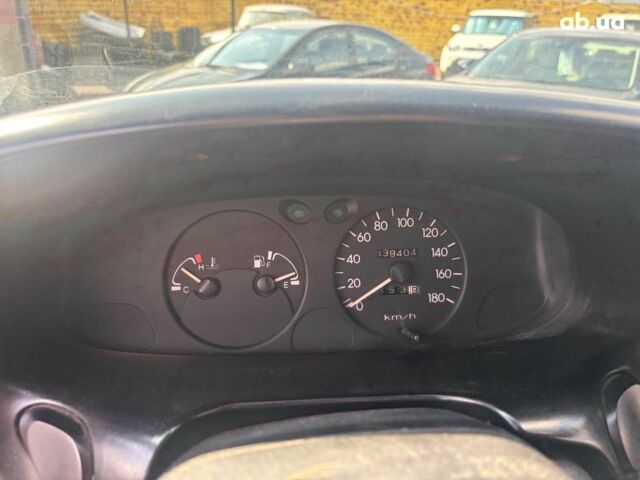 Синий Хендай Н 200, объемом двигателя 2.5 л и пробегом 440 тыс. км за 3890 $, фото 12 на Automoto.ua