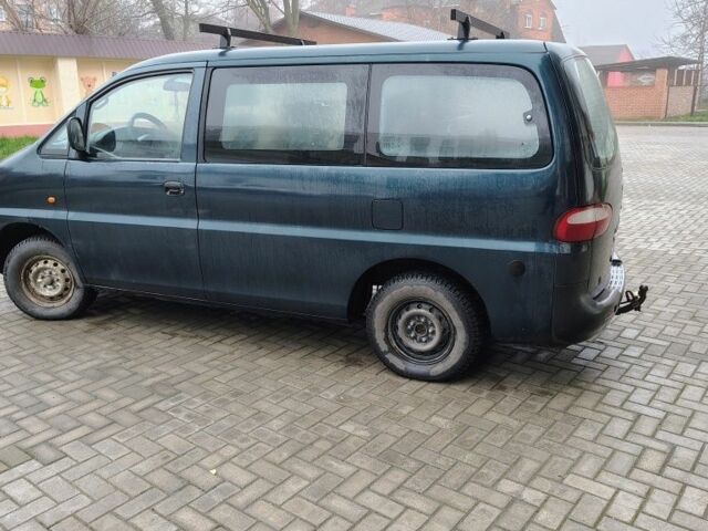 Синий Хендай Н 200, объемом двигателя 0 л и пробегом 3 тыс. км за 1700 $, фото 3 на Automoto.ua