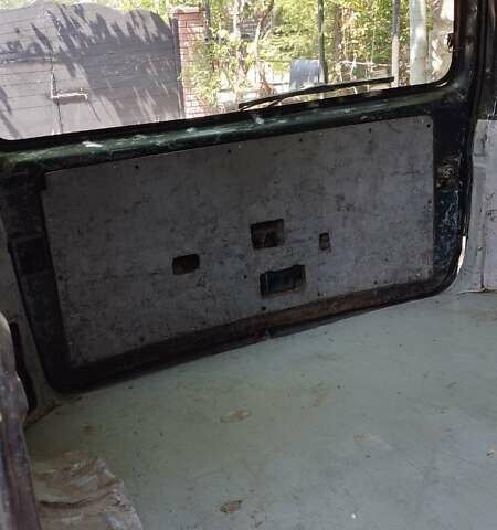 Синий Хендай Н 200, объемом двигателя 2.5 л и пробегом 450 тыс. км за 2500 $, фото 7 на Automoto.ua