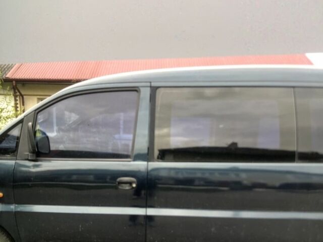 Синий Хендай Н 200, объемом двигателя 0 л и пробегом 400 тыс. км за 2000 $, фото 3 на Automoto.ua