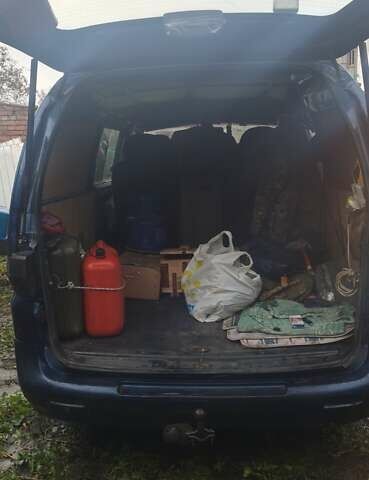 Синий Хендай Н 200, объемом двигателя 2.5 л и пробегом 350 тыс. км за 4300 $, фото 6 на Automoto.ua