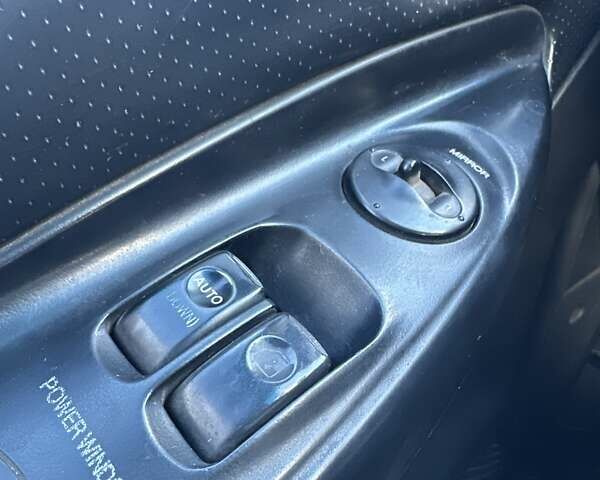 Синій Хендай Н 200, об'ємом двигуна 2.48 л та пробігом 335 тис. км за 3500 $, фото 22 на Automoto.ua