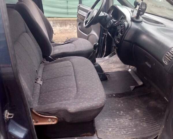 Зеленый Хендай Н 200, объемом двигателя 2.5 л и пробегом 200 тыс. км за 2300 $, фото 14 на Automoto.ua