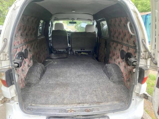 Білий Хендай Н1 (Старекс), об'ємом двигуна 2.5 л та пробігом 377 тис. км за 4300 $, фото 7 на Automoto.ua